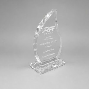 AP52 - TROFÉU PERSONALIZADO EM ACRÍLICO CRISTAL PREMIUM PARA PREMIAÇÃO CORPORATIVA